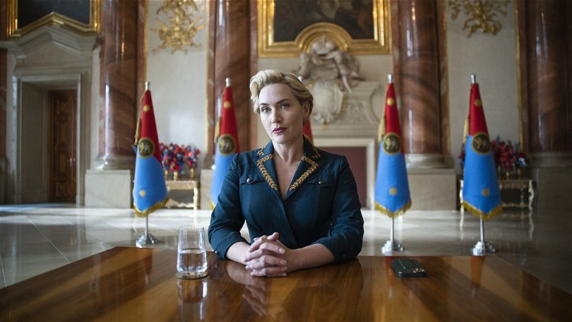 Stillbild på Kate Winslet ur TV-serien "The Regime".