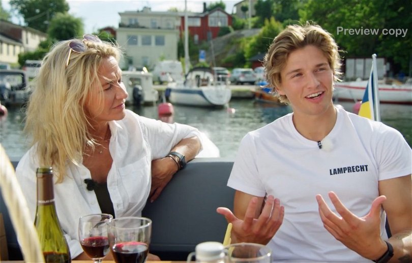 Filip Lamprecht och Kristin Kaspersen i Renées brygga. Foto: TV4