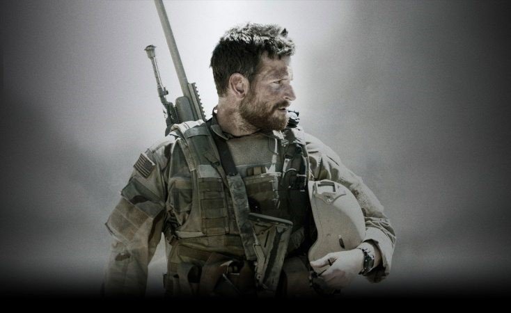 Bradley Cooper i American Sniper.
