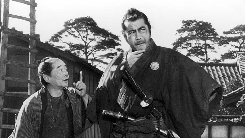Toshiro Mifune som livvakten i Yojimbo