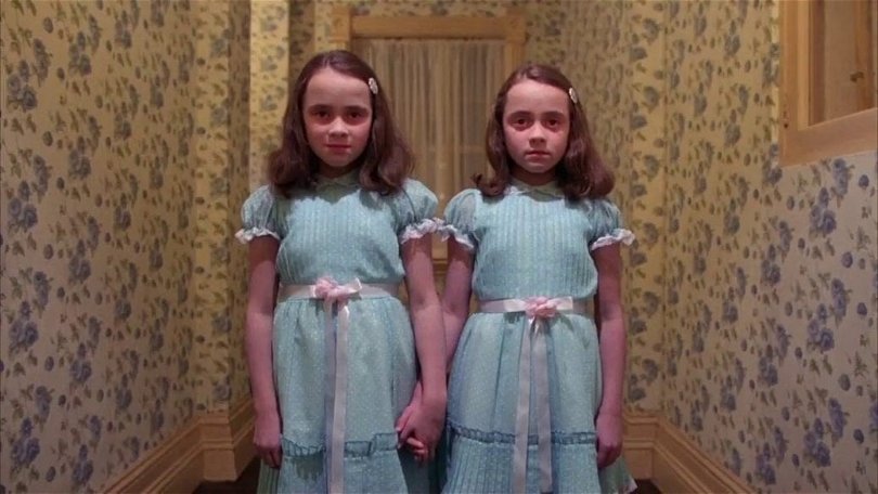 Bild på tvillingarna i The Shining