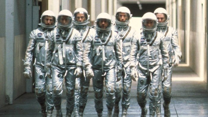 "De sju första astronauterna" i "The Right Stuff". 
