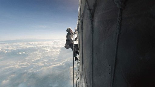 Se trailern till luftballongfilmen The Aeronauts