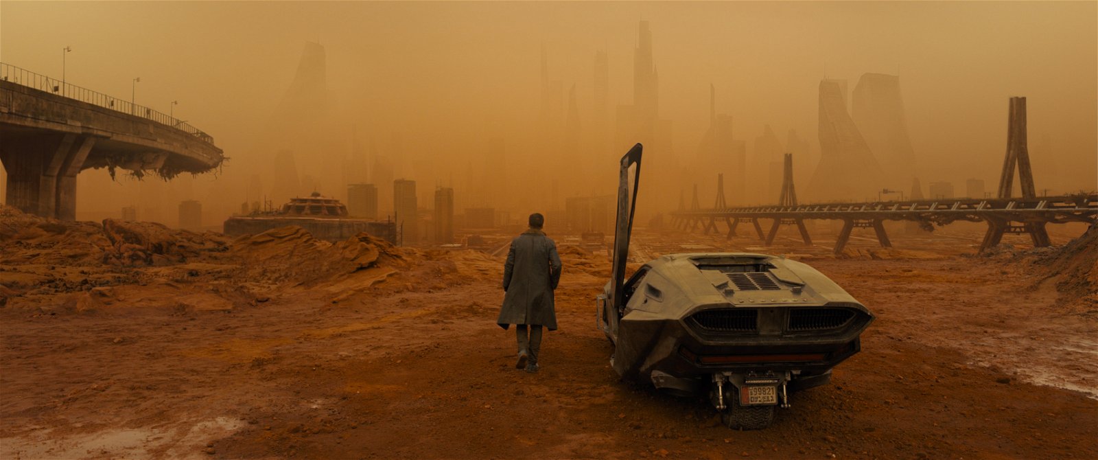 Kommer ”Blade Runner 2049” ge svar på vem Rick Deckard är?
