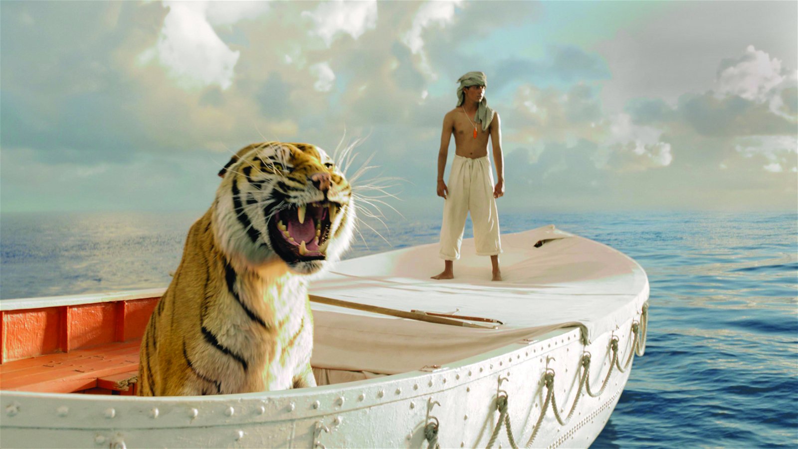Tigern och pojken i Life of Pi. Foto: 20th Century Fox.