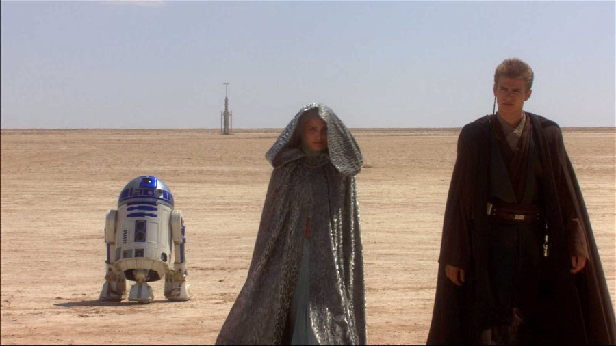 Hayden Christensen försvarar dialogen i Star Wars-filmerna