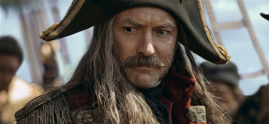 Se Jude Law som Kapten Krok – då har nya Peter Pan premiär