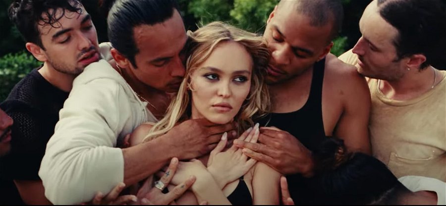 Chockartade sexbilder i The Idol – med Johnny Depps dotter Lily-Rose