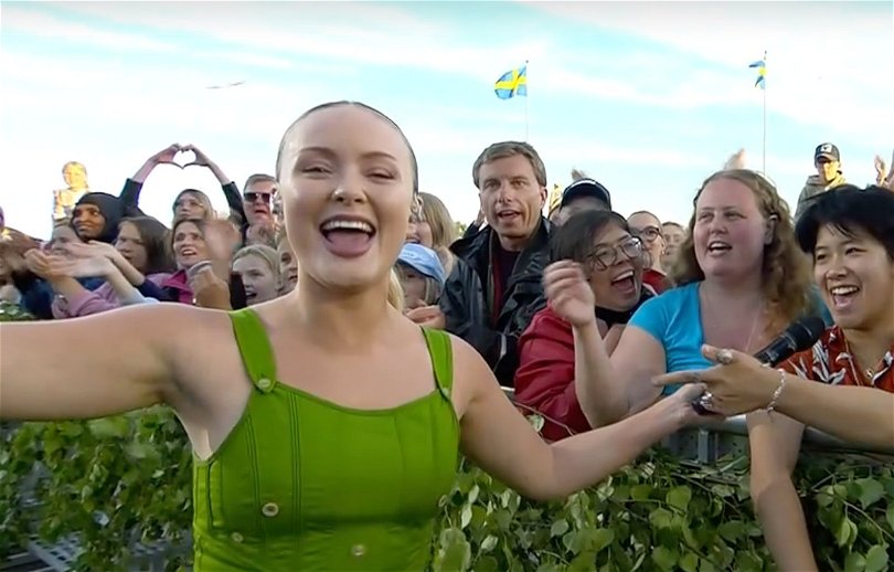 Fansens reaktion på Zara Larssons kupp i Allsång på Skansen: "Big ups till henne"