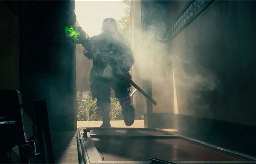Blodig trailer till Toxic Avenger med Peter Dinklage och Elijah Wood