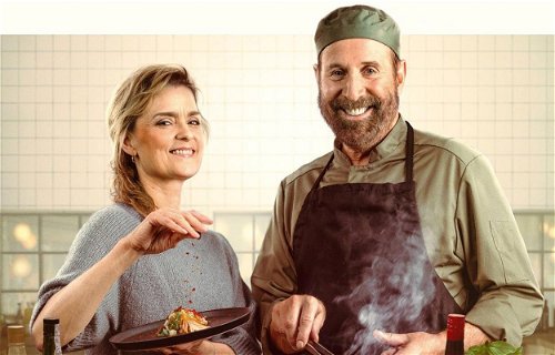 Dagens TV4-tips: Peter Stormare och Marie Richardson i romantisk komedi