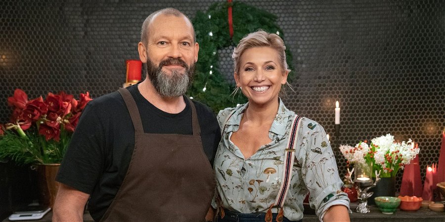 TV-premiär för  Julens alla bak med Tina Nordström och Johan Sörberg