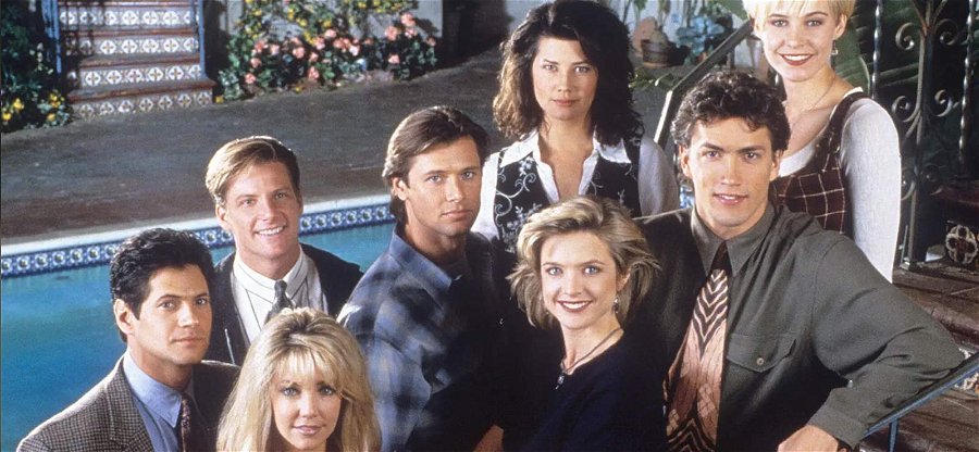 BEKRÄFTAT: Melrose Place får ny serie – stjärnorna från 90-talet återvänder